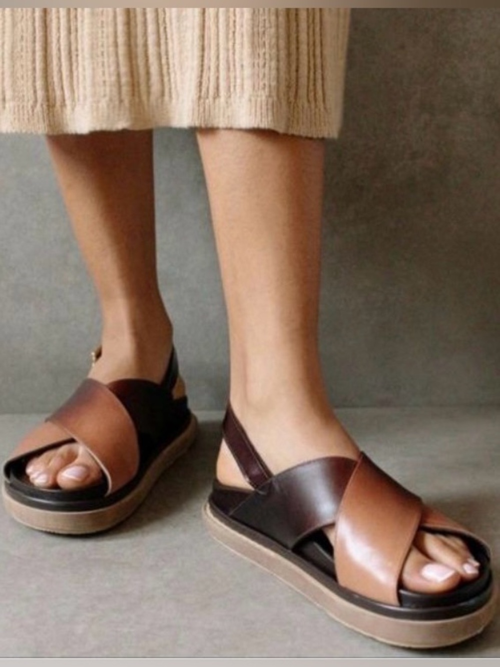 Alohas: Leather Crisscross Platform Sandals in Marshmallow Brown Degradé